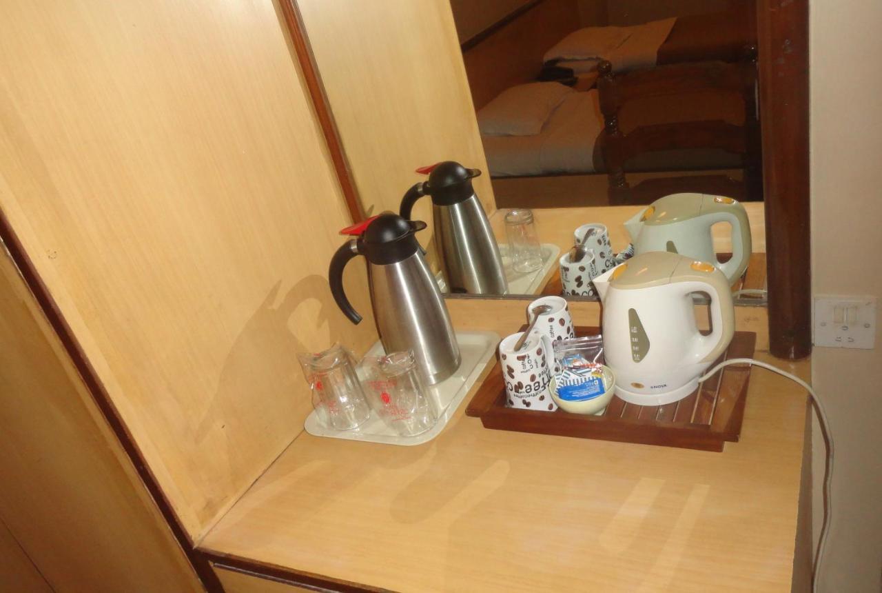 Hotel Prestige Mangalore Bagian luar foto