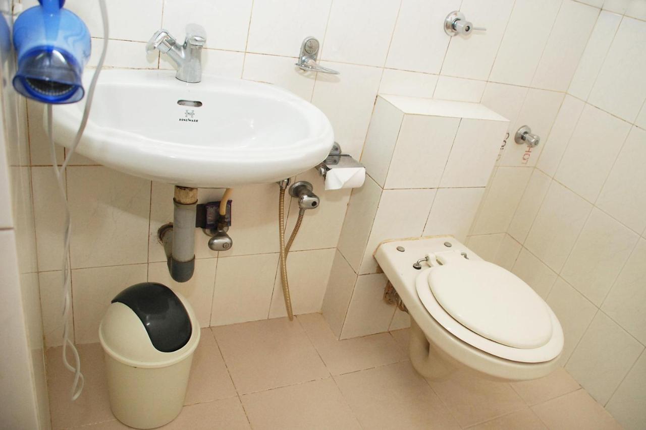 Hotel Prestige Mangalore Bagian luar foto